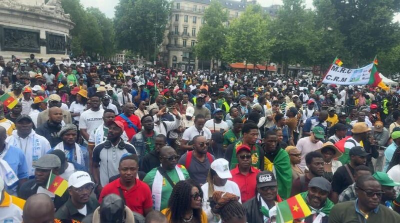 MEETING DE KAMTO À PARIS